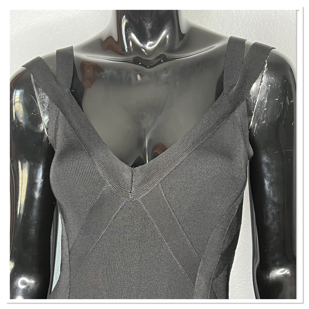 GUESS Multi Strap Club Mirage Party Black V-Neck Stretch Dress Sz S Rayon Blend - Picture 3 of 8